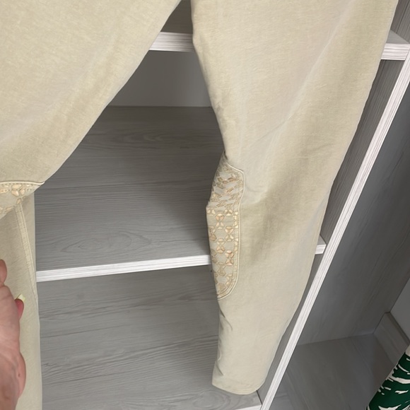 Freddy pants — Swarovski crystal horse shoe wrap up pants - Picture 3 of 9